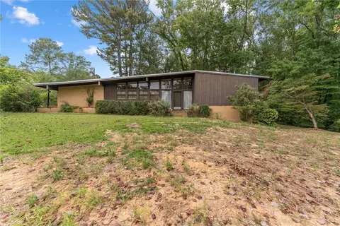 1696 W 72 Hwy, Abbeville, SC 29620