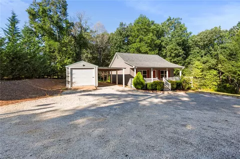 645 Sitton Mill Rd, Seneca, SC 29678 photo 3