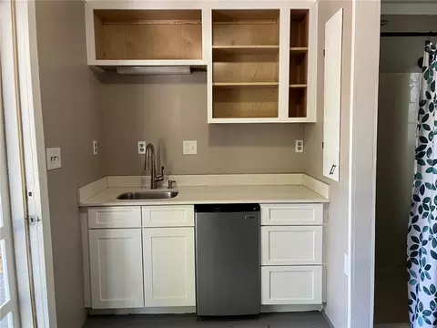 210 Kinston Loop, Westminster, SC 29693 photo 6