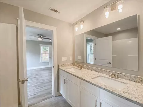 607 S Walnut St, Seneca, SC 29678 photo 20