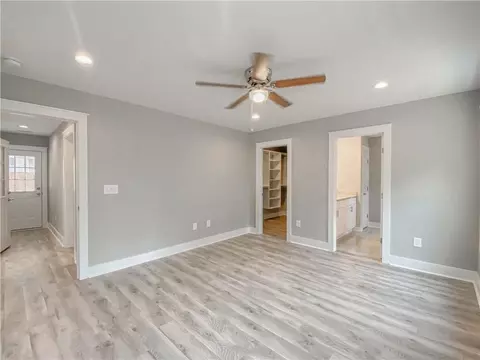 607 S Walnut St, Seneca, SC 29678 photo 18