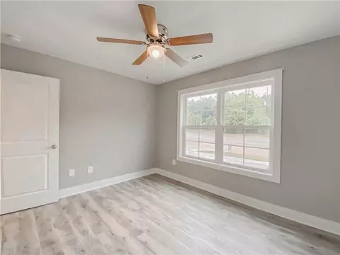 607 S Walnut St, Seneca, SC 29678 photo 32