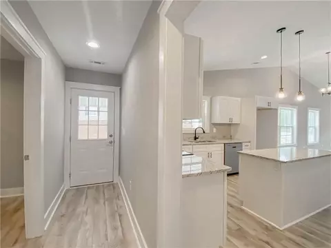607 S Walnut St, Seneca, SC 29678 photo 23