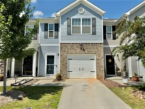 108 Southridge Ct, Easley, SC 29642