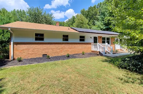 209 Ginger Ln, Easley, SC 29642