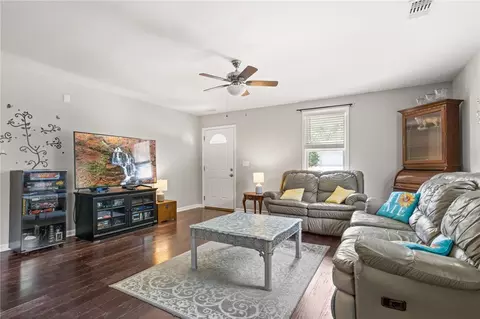 212 Hazel Dr, Easley, SC 29640 photo 8