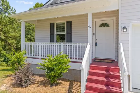 212 Hazel Dr, Easley, SC 29640 photo 4