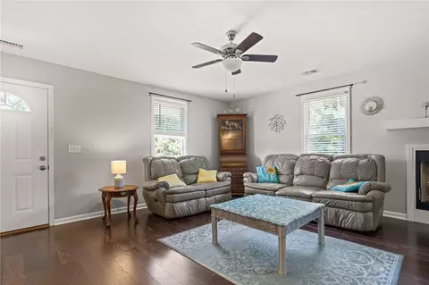 212 Hazel Dr, Easley, SC 29640 photo 7