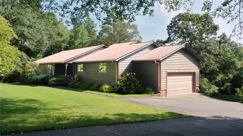 1208 Moorehead Pl, Pendleton, SC 29670 photo 2