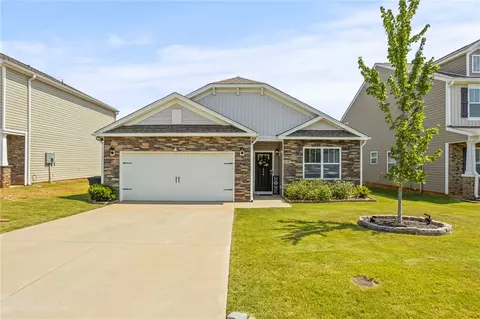808 Longhorn Dr, Piedmont, SC 29673