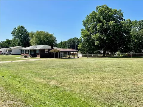 114 Knowlandale Dr, Starr, SC 29684 photo 17