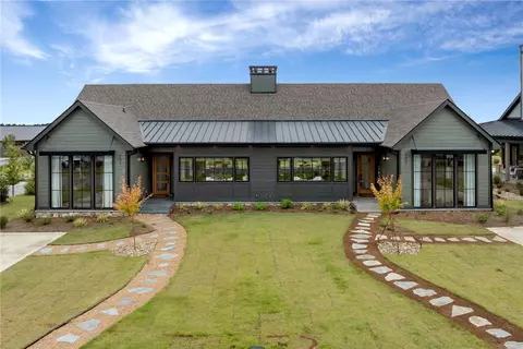 101 Spring Cove Way, Six Mile, SC 29682