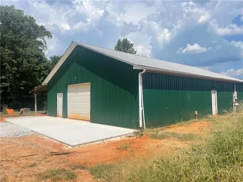 397 Springbrook Rd, Walhalla, SC 29691 photo 4