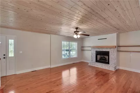 103 Cheri Cir, Pelzer, SC 29669 photo 3