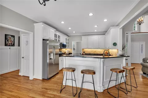 146 Upper Lake Dr, Easley, SC 29640 photo 4