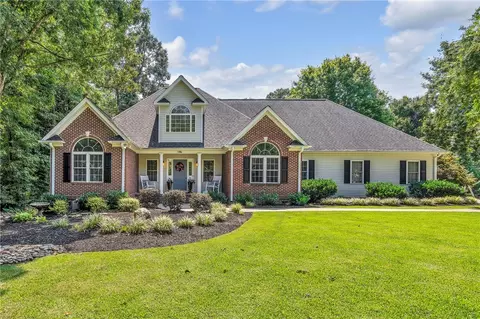 146 Upper Lake Dr, Easley, SC 29640