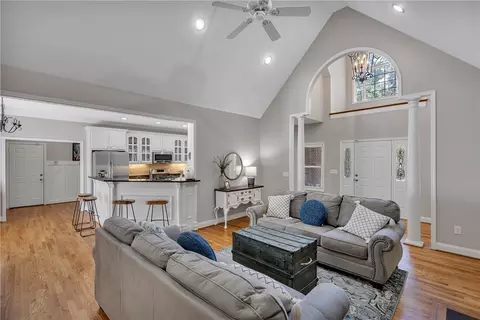 146 Upper Lake Dr, Easley, SC 29640 photo 10