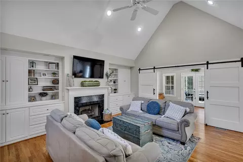 146 Upper Lake Dr, Easley, SC 29640 photo 8