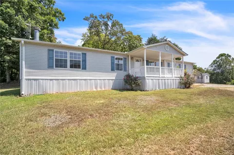 342 Wolf Creek School Rd, Pickens, SC 29671