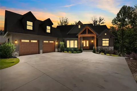 4040 Augusta Point Dr, Seneca, SC 29672 photo 2