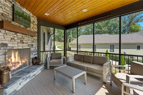 4040 Augusta Point Dr, Seneca, SC 29672 photo 20