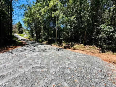 672 Harper Valley Rd, Seneca, SC 29678 photo 4