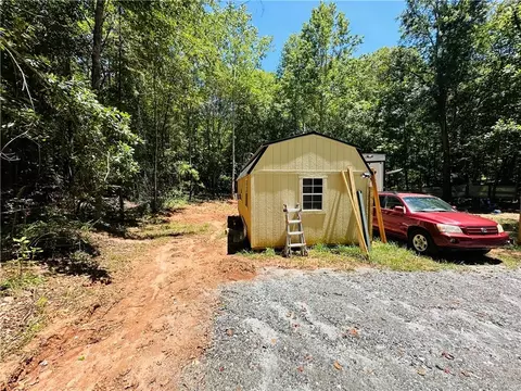 672 Harper Valley Rd, Seneca, SC 29678 photo 5
