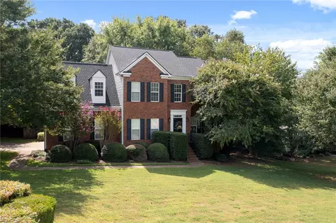 206 Ridge Bay Ct, Greenville, SC 29611