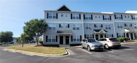 237 Campus Dr #B, Central, SC 29630