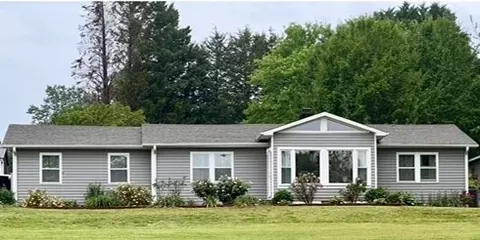 110 Dan Ross Rd, Six Mile, SC 29682