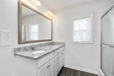Bath - 123 Weaver Way, Pendleton, SC 29670 photo 2 of 4