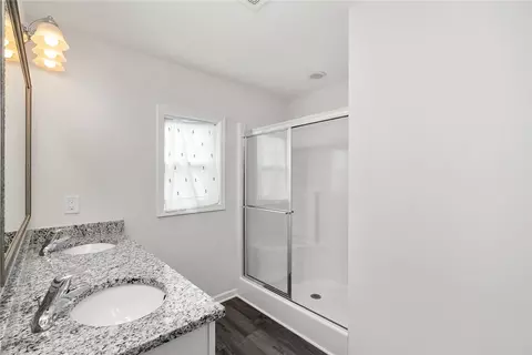 Bath - 123 Weaver Way, Pendleton, SC 29670 photo 3 of 4