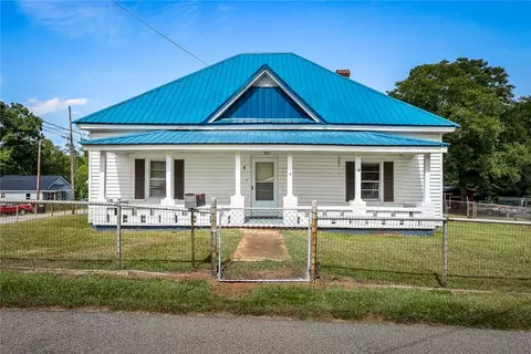 6 Mill St, Pelzer, SC 29669