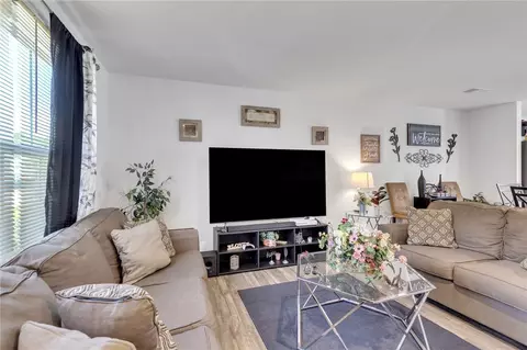 Living - 155 Queens Mill Ct, Pendleton, SC 29670 photo 1 of 1