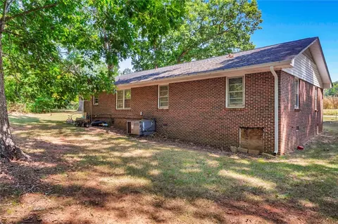 137 Massingale Ln, Easley, SC 29642 photo 22