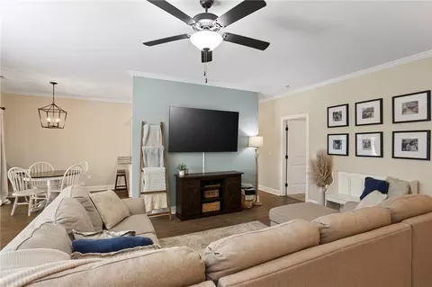 1008 Saluda Dr, Williamston, SC 29697 photo 8