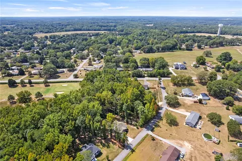 1008 Saluda Dr, Williamston, SC 29697 photo 42