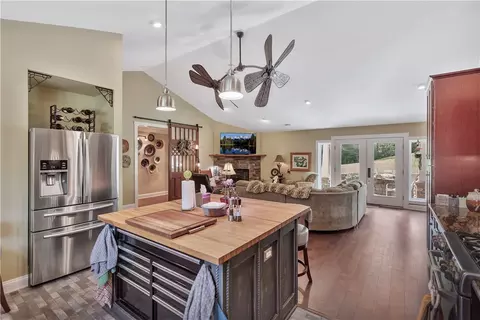 1545 Hefner Rd, Walhalla, SC 29691 photo 5