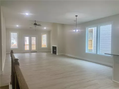 Living - 158 Grand Oak Cir, Pendleton, SC 29670 photo 1 of 4