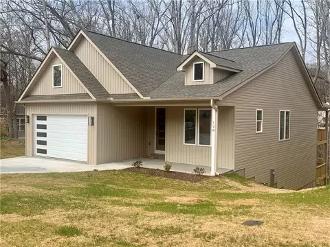 Exterior - 158 Grand Oak Cir, Pendleton, SC 29670 photo 2 of 4