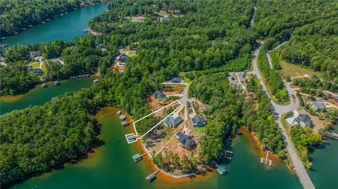 182 Palmetto Pointe Dr, Salem, SC 29676