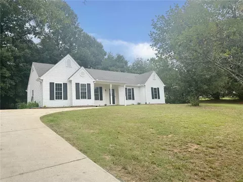 214 Quintana Cir, Westminster, SC 29693