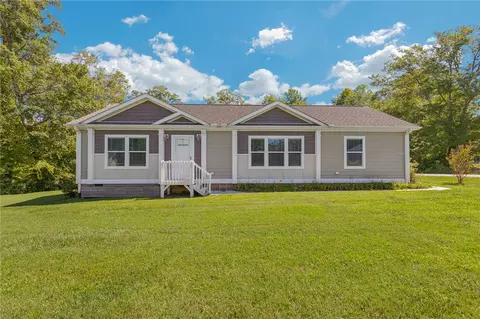 101 Odell Ct, Williamston, SC 29697