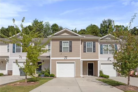 305 Oakmont Valley Trl, Seneca, SC 29678