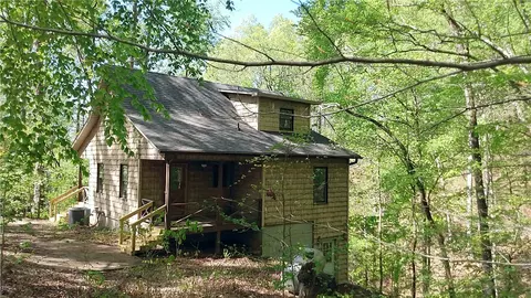 157 Deerwood Dr, Westminster, SC 29693