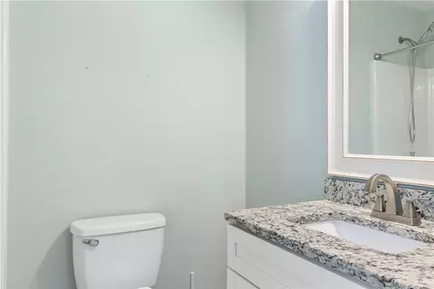 Bath - 80 Thompson Ave, Walhalla, SC 29691 photo 3 of 5