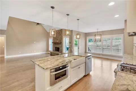 120 Shadowood Dr, Clemson, SC 29631 photo 13