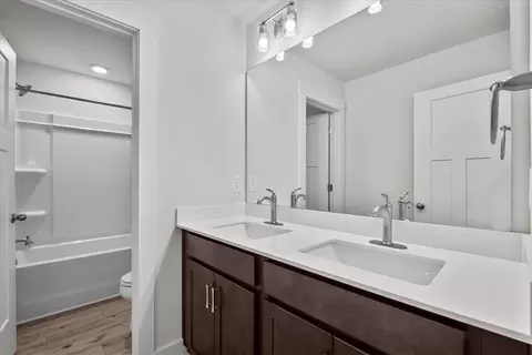 Bath - 723 Beech Dr, Seneca, SC 29678 photo 3 of 3