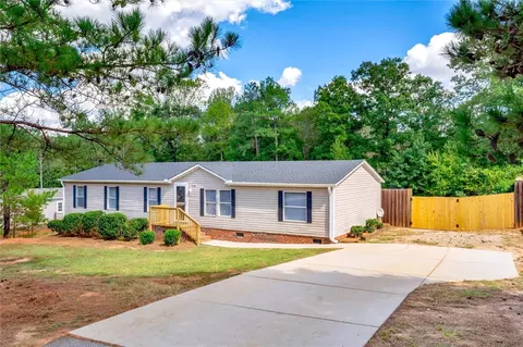 108 Carson Creek Dr, Piedmont, SC 29673