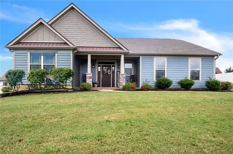 1560 Ballenger Rd, Wellford, SC 29385